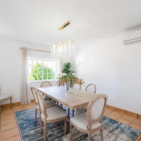With Pool And Sea Views In Porto De Mos Holiday home *
